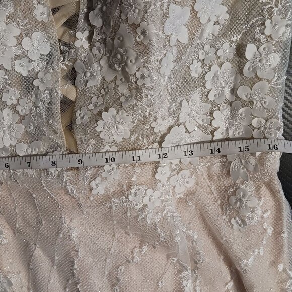 NEW Mac Duggal Glitter Floral Applique Column Evening Gown Ivory Size 12 Wedding - Picture 15 of 16